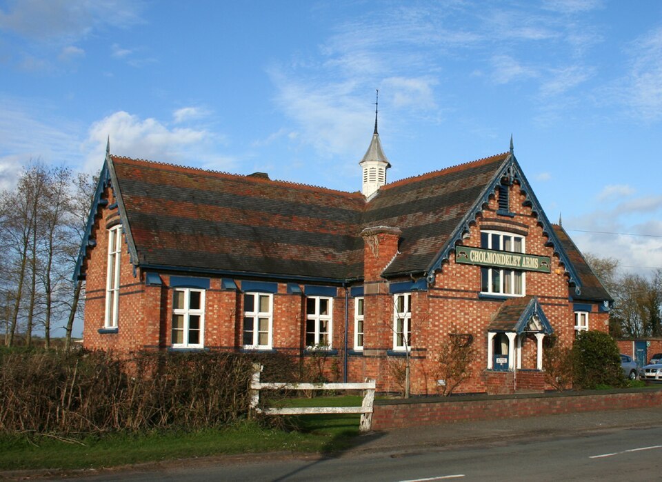 Cholmondeley Arms — exterior photograph (2008)
