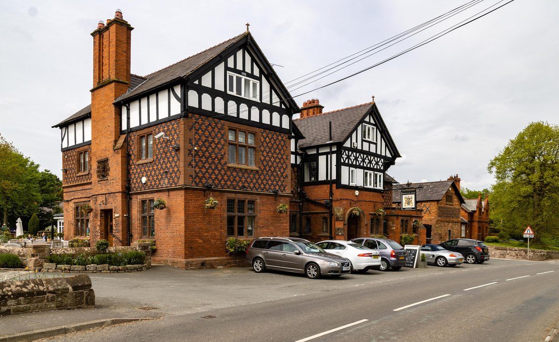 The Grosvenor Arms — exterior photograph (2022)