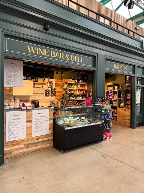 Baileys Wine & Deli